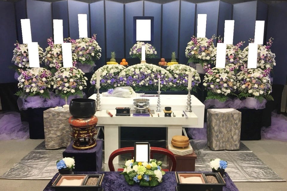 家族葬ガイド　花祭壇A-3